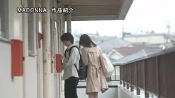 【瑶真由香】コスプレ熟女が魅せるエロい瞬間にドキドキ!